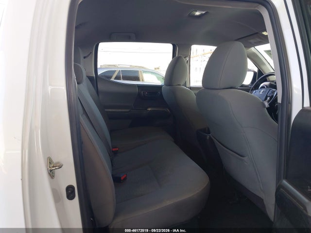 46172519 :رقم المزاد ، 5TFAX5GNXGX068175 vin ، 2016 Toyota Tacoma Sr5 مزاد بيع