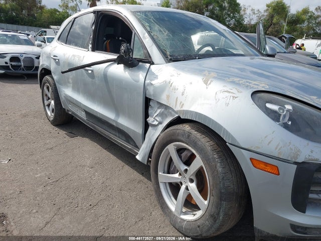 Porsche Macan 2021 WP1AA2A55MLB06650 Image 6