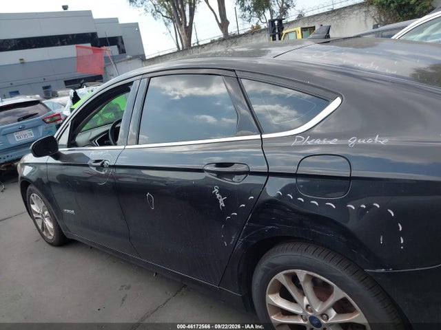 Ford Fusion Hybrid Se 2019 3FA6P0LU1KR104073 Image 14