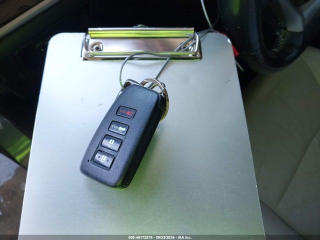 2013 Lexus Es 350 მანქანა იყიდება აუქციონზე, vin: JTHBK1GG2D2057370, აუქციონის ნომერი: 46172578