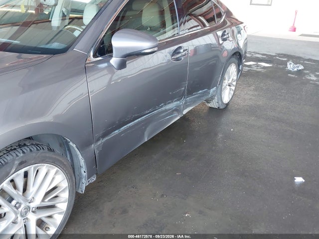 2013 Lexus Es 350 მანქანა იყიდება აუქციონზე, vin: JTHBK1GG2D2057370, აუქციონის ნომერი: 46172578
