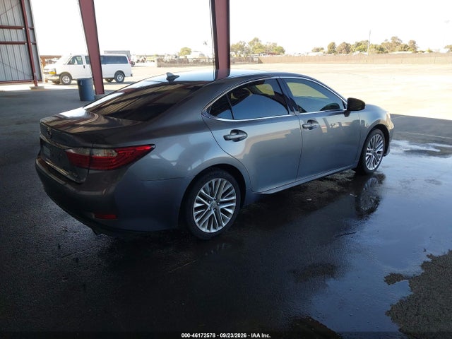2013 Lexus Es 350 მანქანა იყიდება აუქციონზე, vin: JTHBK1GG2D2057370, აუქციონის ნომერი: 46172578
