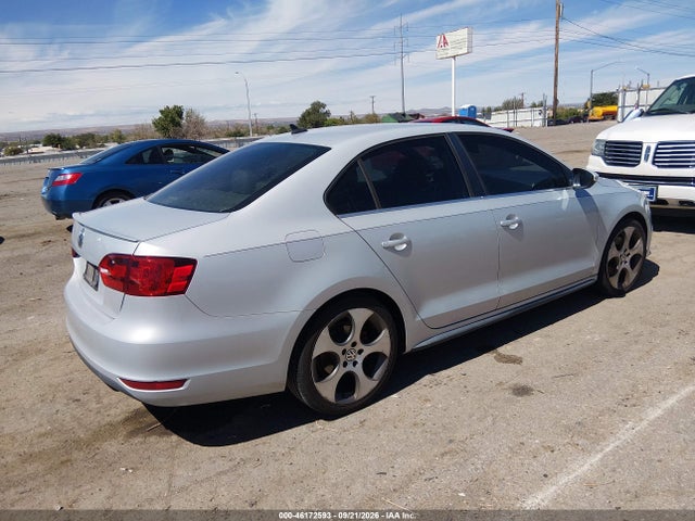 Продаж на аукціоні авто 2012 Volkswagen Jetta Gli Autobahn W/nav, vin: 3VW4A7AJ6CM087948, номер лоту: 46172593