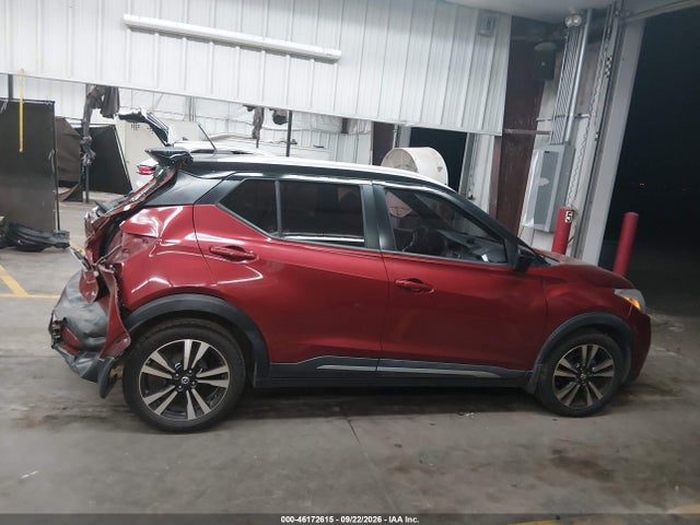 46172615 :رقم المزاد ، 3N1CP5CU8KL519729 vin ، 2019 Nissan Kicks Sr مزاد بيع