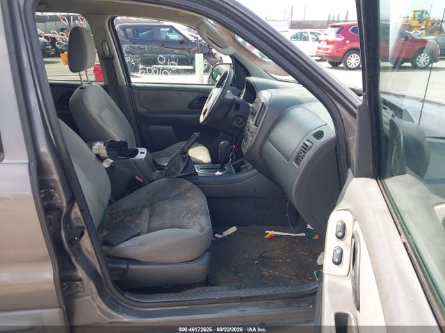 Продажа на аукционе авто 2005 Ford Escape Xlt, vin: 1FMYU03195KB07888, номер лота: 46172625