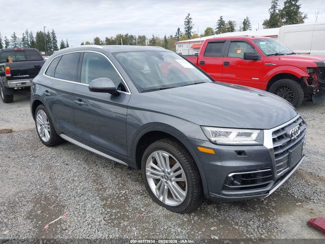 46172634 :رقم المزاد ، WA1CNAFY1J2145209 vin ، 2018 Audi Q5 2.0t Premium/2.0t Tech Premium مزاد بيع