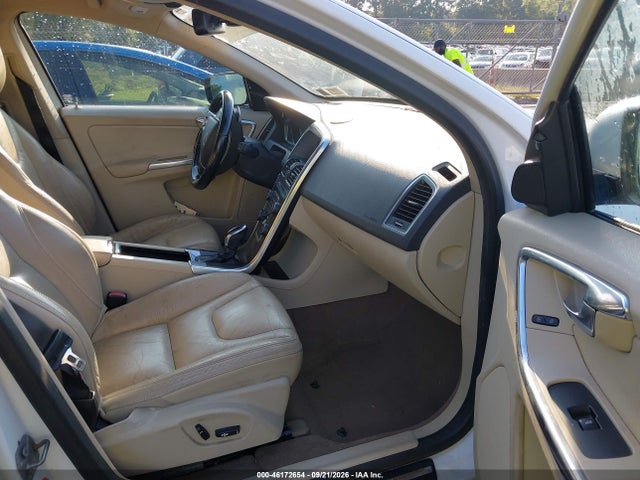 Продаж на аукціоні авто 2014 Volvo Xc60 T6 R-design Premier Plus, vin: YV4902DZXE2512109, номер лоту: 46172654