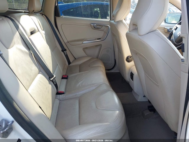 Продаж на аукціоні авто 2014 Volvo Xc60 T6 R-design Premier Plus, vin: YV4902DZXE2512109, номер лоту: 46172654
