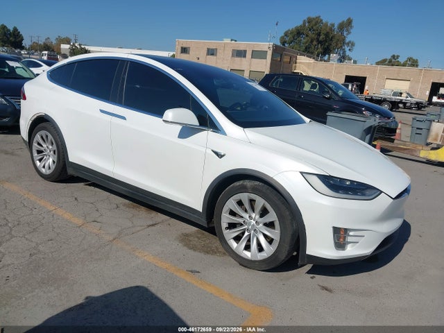 Продажа на аукционе авто 2017 Tesla Model X 100d/75d/90d, vin: 5YJXCBE20HF046095, номер лота: 46172659