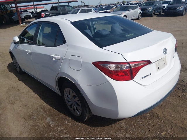 Toyota COROLLA LE 2018 2T1BURHE1JC029953 Image 3