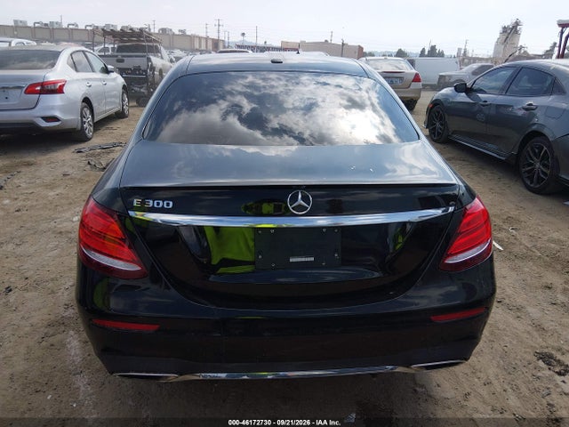WDDZF4JB8JA341449 Mercedes-Benz E 300