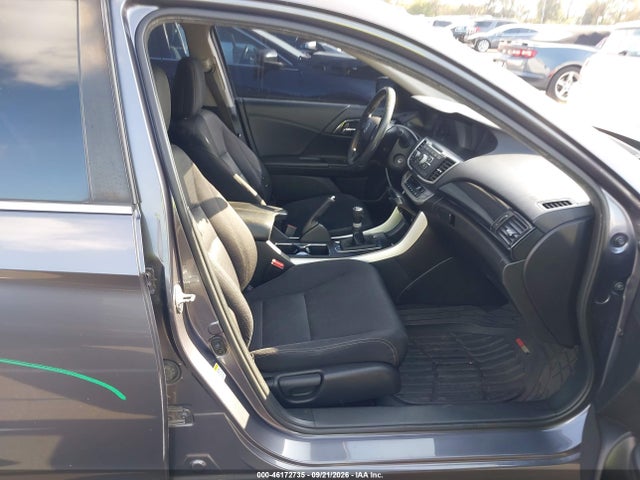 46172735 :رقم المزاد ، 1HGCR2E57FA217116 vin ، 2015 Honda Accord Sport مزاد بيع