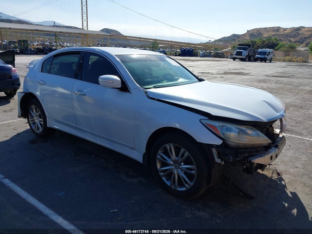 46172745 :رقم المزاد ، KMHGC4DD7EU260773 vin ، 2014 Hyundai Genesis 3.8 مزاد بيع