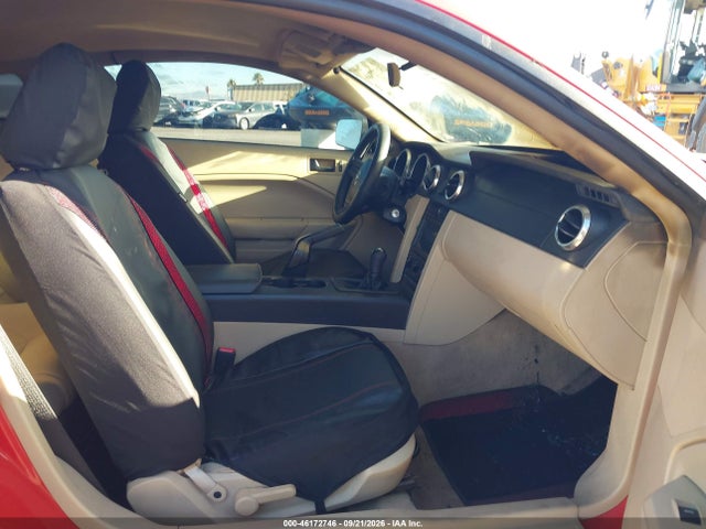 2006 Ford Mustang V6 მანქანა იყიდება აუქციონზე, vin: 1ZVFT80N965218992, აუქციონის ნომერი: 46172746