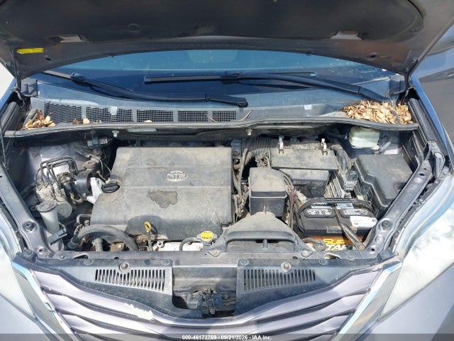 Продажа на аукционе авто 2015 Toyota Sienna Le 8 Passenger, vin: 5TDKK3DC5FS641238, номер лота: 46172759