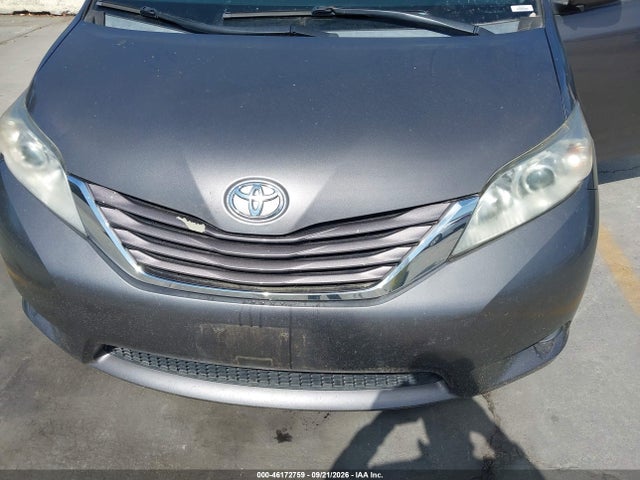 Продажа на аукционе авто 2015 Toyota Sienna Le 8 Passenger, vin: 5TDKK3DC5FS641238, номер лота: 46172759