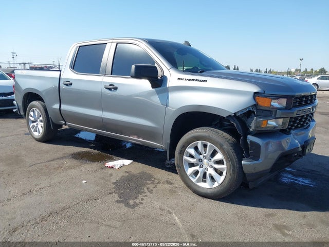 46172770 :رقم المزاد ، 3GCPYBEK8MG354380 vin ، 2021 Chevrolet Silverado 1500 4wd  Short Bed Custom مزاد بيع