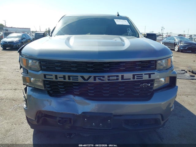46172770 :رقم المزاد ، 3GCPYBEK8MG354380 vin ، 2021 Chevrolet Silverado 1500 4wd  Short Bed Custom مزاد بيع