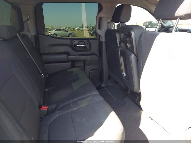 46172770 :رقم المزاد ، 3GCPYBEK8MG354380 vin ، 2021 Chevrolet Silverado 1500 4wd  Short Bed Custom مزاد بيع