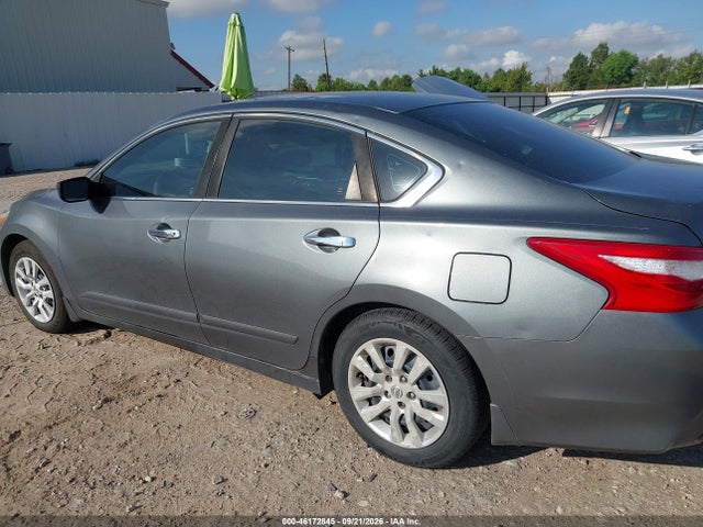 Продаж на аукціоні авто 2017 Nissan Altima 2.5 S, vin: 1N4AL3AP0HN340049, номер лоту: 46172845