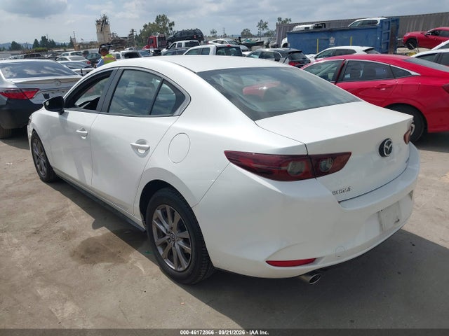 Mazda MAZDA3 2019 JM1BPABL3K1109986 Image 3