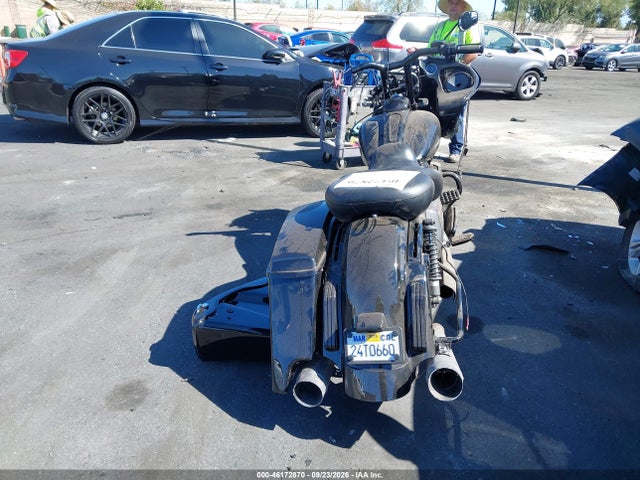 Harley-Davidson Road Glide 2022 TIN20630538042811 Image 6