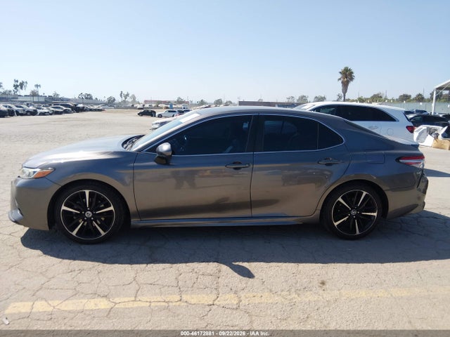 Продаж на аукціоні авто 2018 Toyota Camry Se, vin: 4T1B11HK8JU094992, номер лоту: 46172881