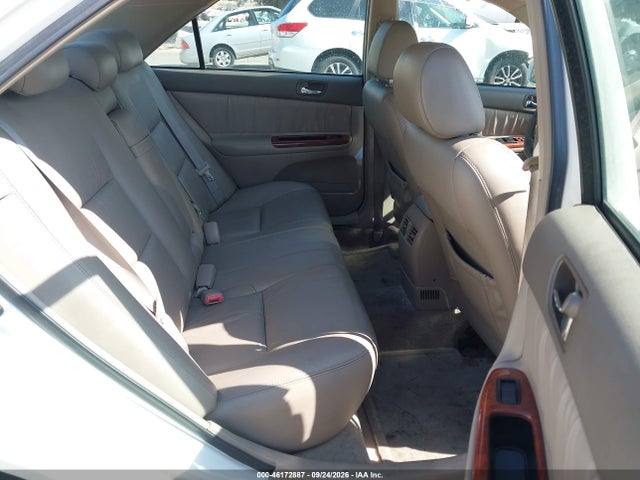 2005 Toyota Camry Xle V6 მანქანა იყიდება აუქციონზე, vin: 4T1BF32K45U084245, აუქციონის ნომერი: 46172887