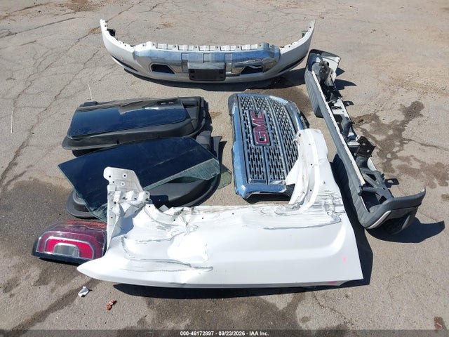 GMC Sierra 1500 Denali 2018 3GTU2PEJ1JG140769 Image 12