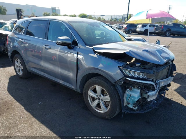 2021 Kia Sorento Lx მანქანა იყიდება აუქციონზე, vin: 5XYRG4LC2MG020900, აუქციონის ნომერი: 46172936