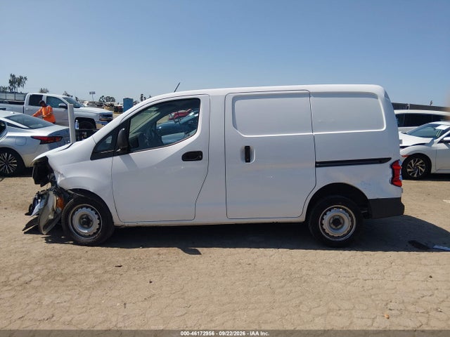 2015 Nissan Nv200 S მანქანა იყიდება აუქციონზე, vin: 3N6CM0KN5FK719480, აუქციონის ნომერი: 46172956