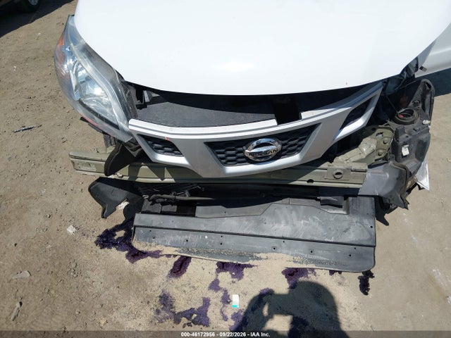 2015 Nissan Nv200 S მანქანა იყიდება აუქციონზე, vin: 3N6CM0KN5FK719480, აუქციონის ნომერი: 46172956