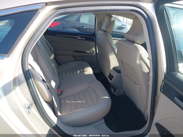 2018 Ford Fusion Energi Se Luxury მანქანა იყიდება აუქციონზე, vin: 3FA6P0PU3JR111390, აუქციონის ნომერი: 46172961
