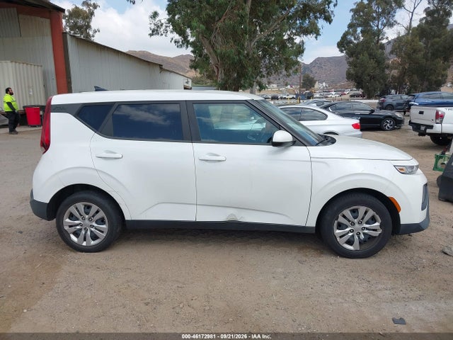 KIA SOUL LX 2022 KNDJ23AU1N7165135 Image 13