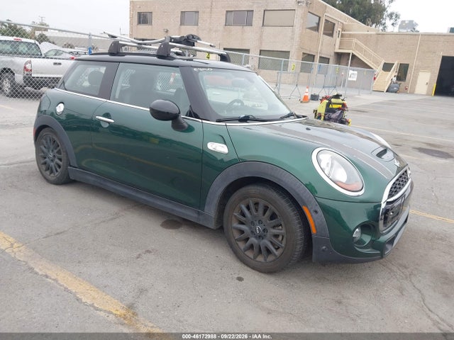 Продаж на аукціоні авто 2018 Mini Hardtop Cooper S, vin: WMWXP7C50J2A48243, номер лоту: 46172988