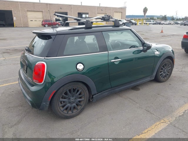 Продаж на аукціоні авто 2018 Mini Hardtop Cooper S, vin: WMWXP7C50J2A48243, номер лоту: 46172988