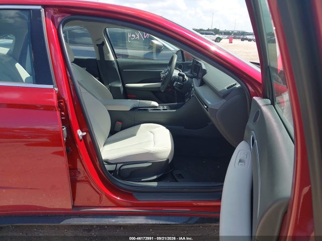 2025 Hyundai Sonata Sel მანქანა იყიდება აუქციონზე, vin: KMHL64JA9SA479022, აუქციონის ნომერი: 46172991