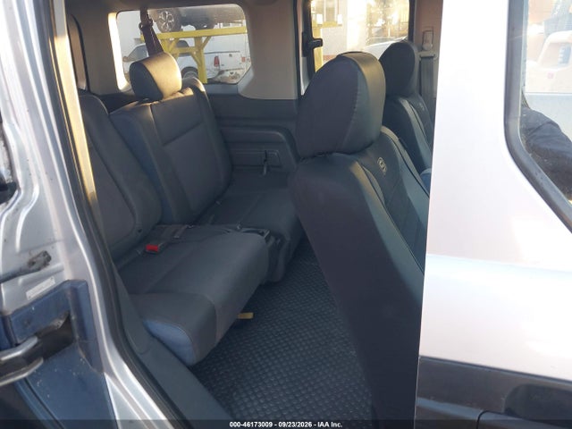 46173009 :رقم المزاد ، 5J6YH28685L030329 vin ، 2005 Honda Element Ex مزاد بيع