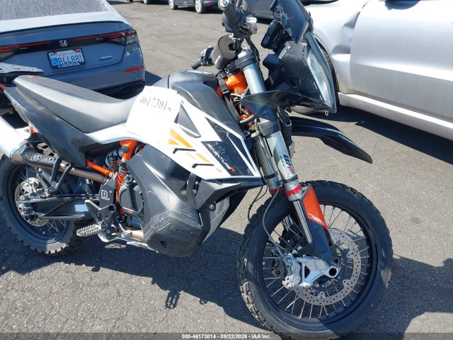 KTM 790 Adventure R 2020 VBKTR3402LM774020 main image