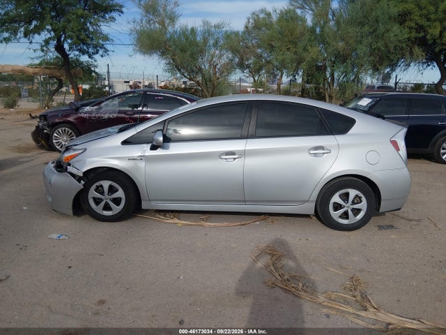46173034 :رقم المزاد ، JTDKN3DU0E0358019 vin ، 2014 Toyota Prius Two مزاد بيع