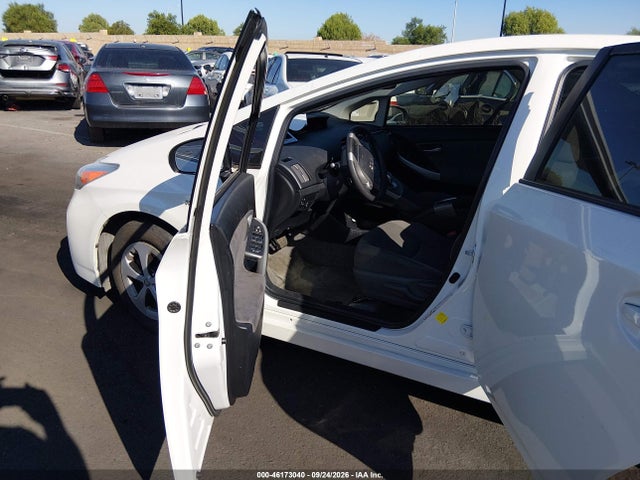 Продаж на аукціоні авто 2013 Toyota Prius Three, vin: JTDKN3DU9D5701766, номер лоту: 46173040