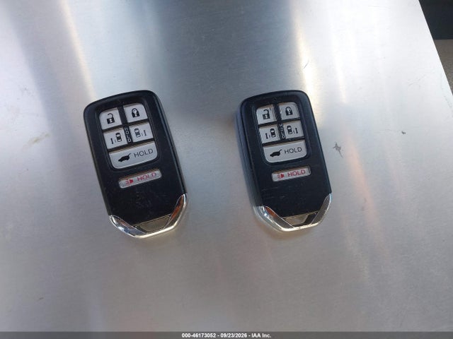 46173052 :رقم المزاد ، 5FNRL5H99EB001008 vin ، 2014 Honda Odyssey Touring/touring Elite مزاد بيع