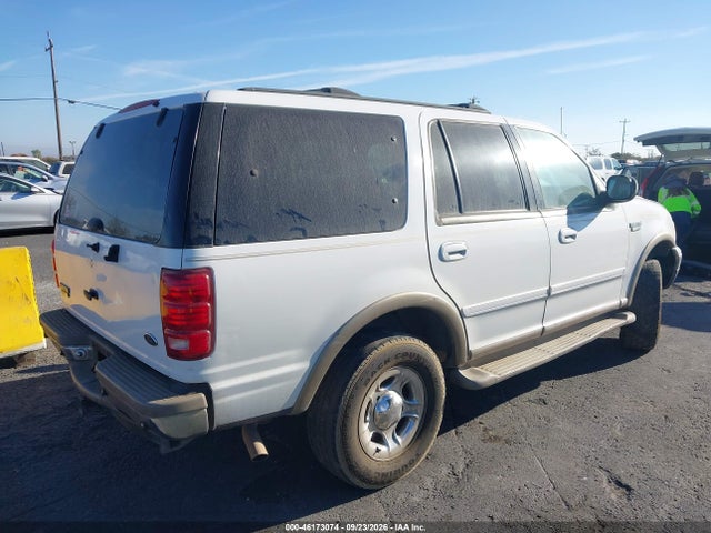 46173074 :رقم المزاد ، 1FMFU18L12LA87505 vin ، 2002 Ford Expedition Eddie Bauer مزاد بيع