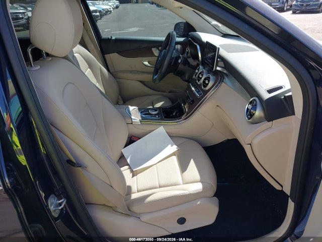 WDC0G4JBXKV141161 Mercedes-Benz GLC 300