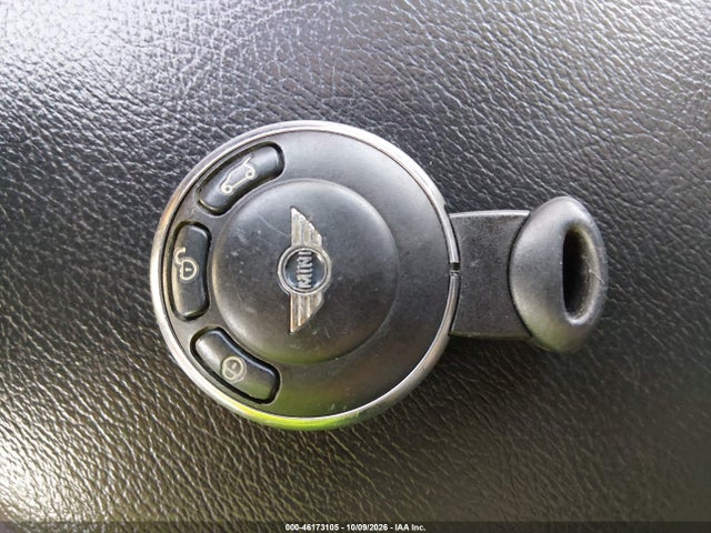 Продажа на аукционе авто 2011 Mini Cooper S, vin: WMWZP3C57BTX82890, номер лота: 46173105