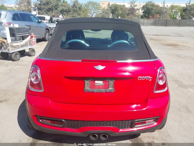 Продажа на аукционе авто 2011 Mini Cooper S, vin: WMWZP3C57BTX82890, номер лота: 46173105
