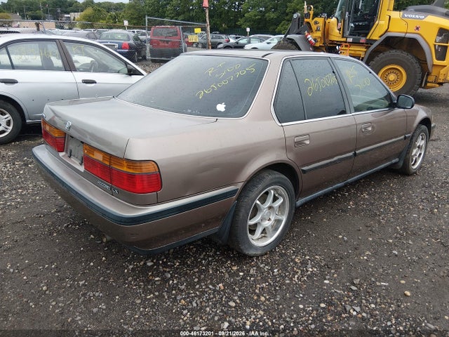 1990 Honda Accord Lx/ex მანქანა იყიდება აუქციონზე, vin: JHMCB7650LC127612, აუქციონის ნომერი: 46173201