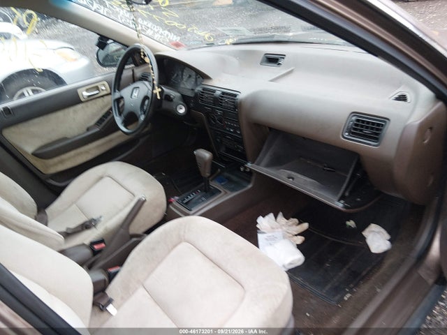 1990 Honda Accord Lx/ex მანქანა იყიდება აუქციონზე, vin: JHMCB7650LC127612, აუქციონის ნომერი: 46173201