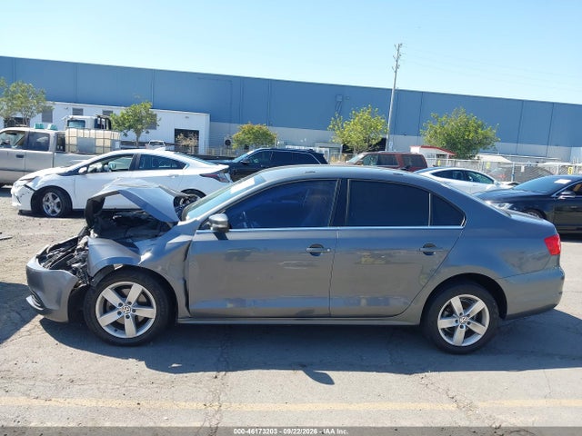 3VWLL7AJ5EM371273 Volkswagen Jetta 2.0l Tdi