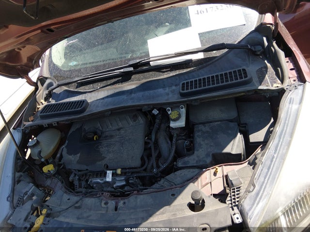 46173230 :رقم المزاد ، 1FMCU0GD9JUC08085 vin ، 2018 Ford Escape Se مزاد بيع
